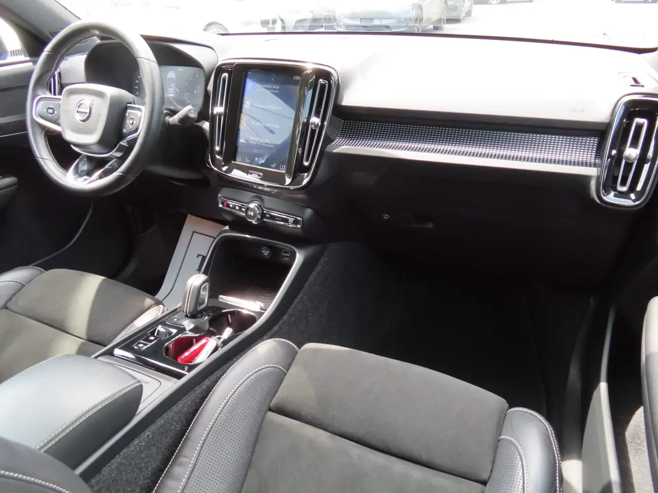 Volvo XC40 снимка Volvo XC40