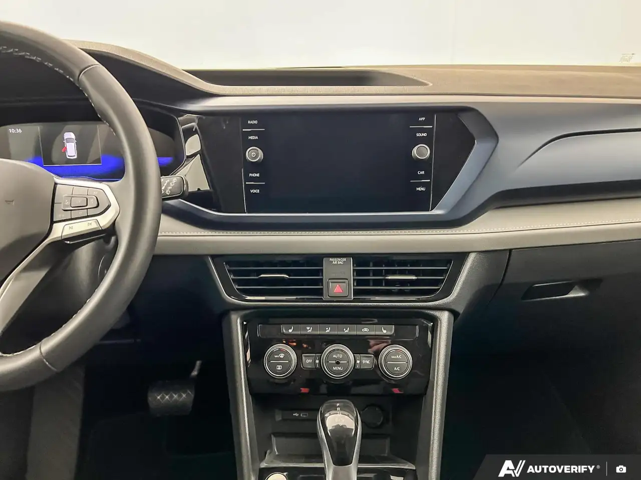 Volkswagen Taos снимка Volkswagen Taos