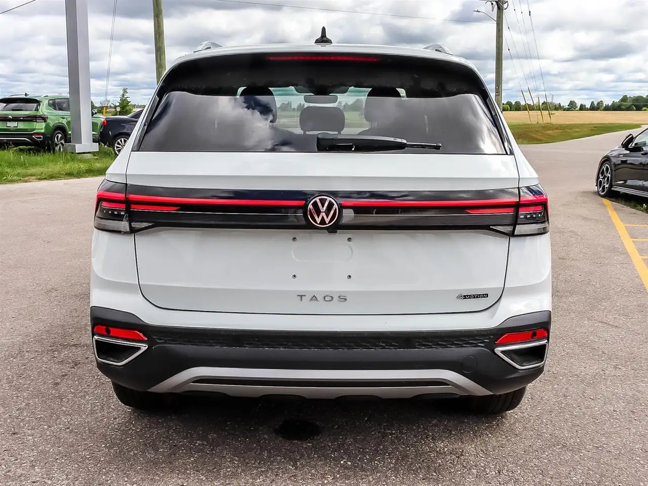 Volkswagen Taos снимка Volkswagen Taos