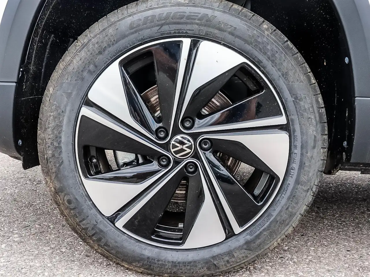 Volkswagen Taos снимка Volkswagen Taos