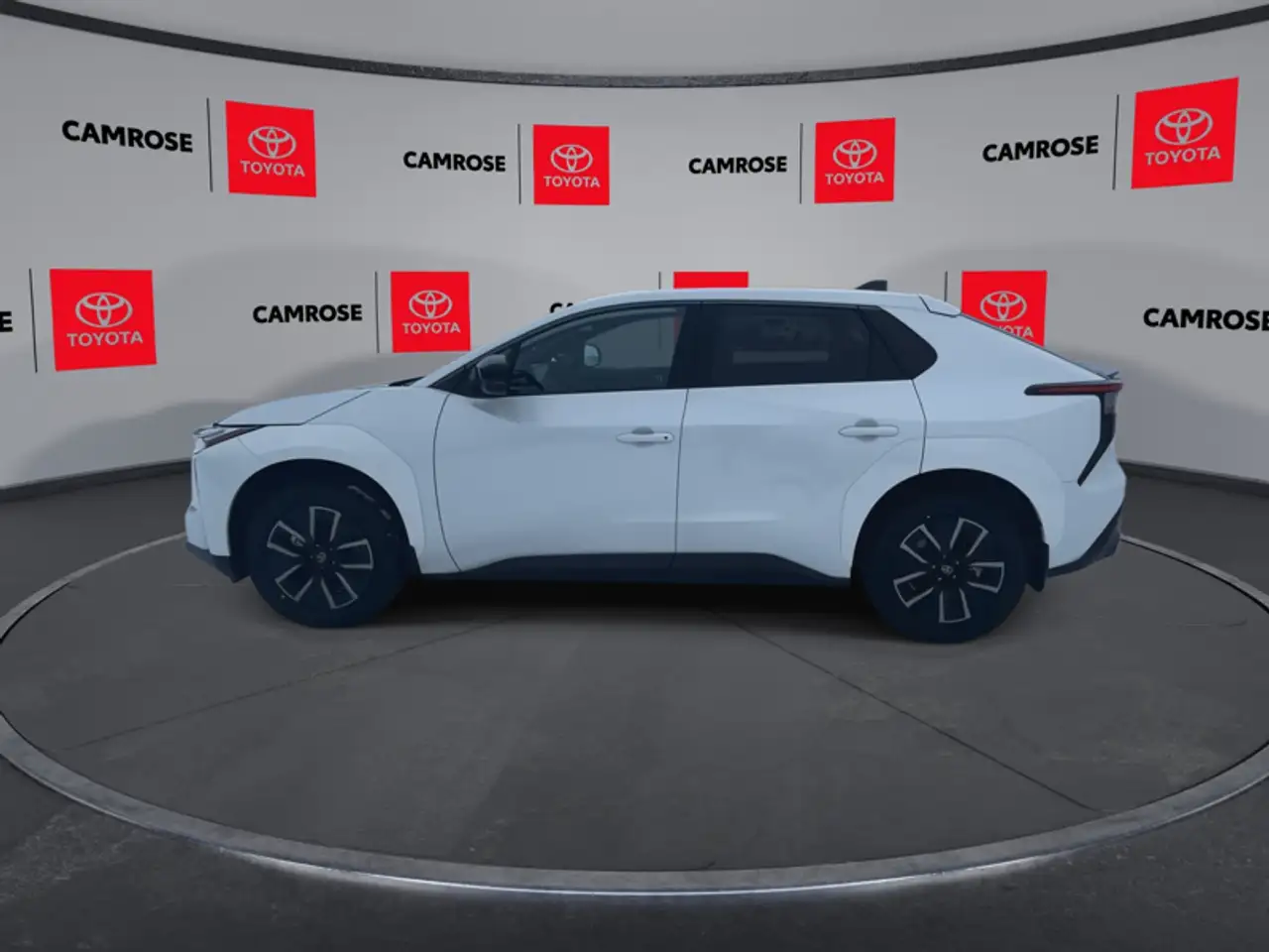 Toyota bZ снимка Toyota bZ