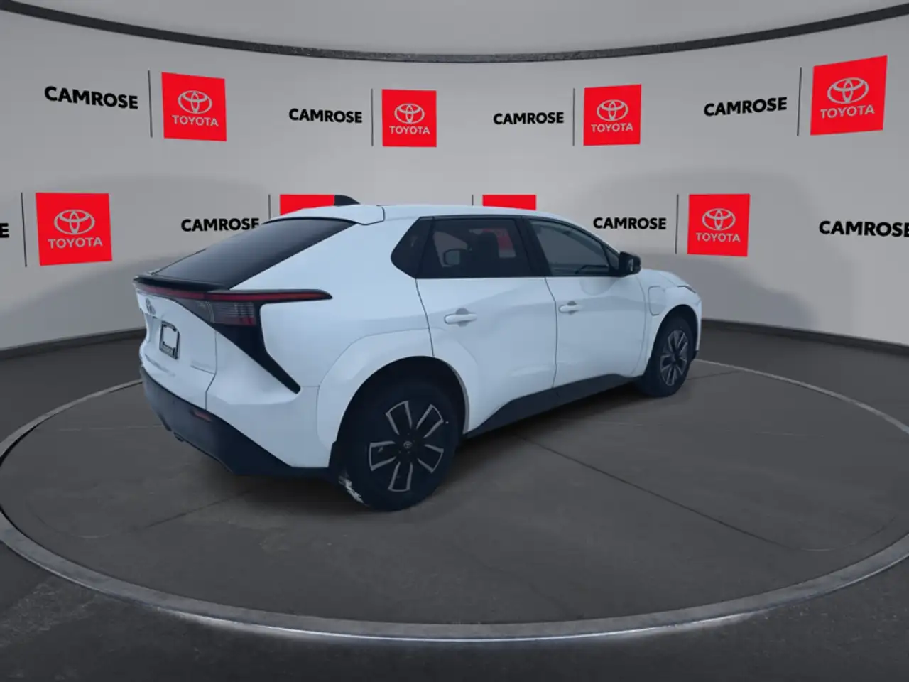 Toyota bZ снимка Toyota bZ