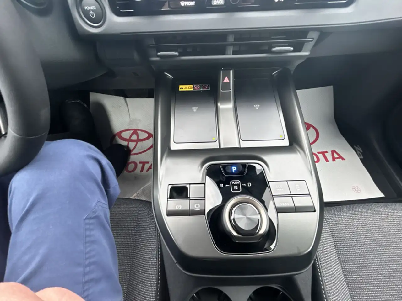 Toyota bZ снимка Toyota bZ