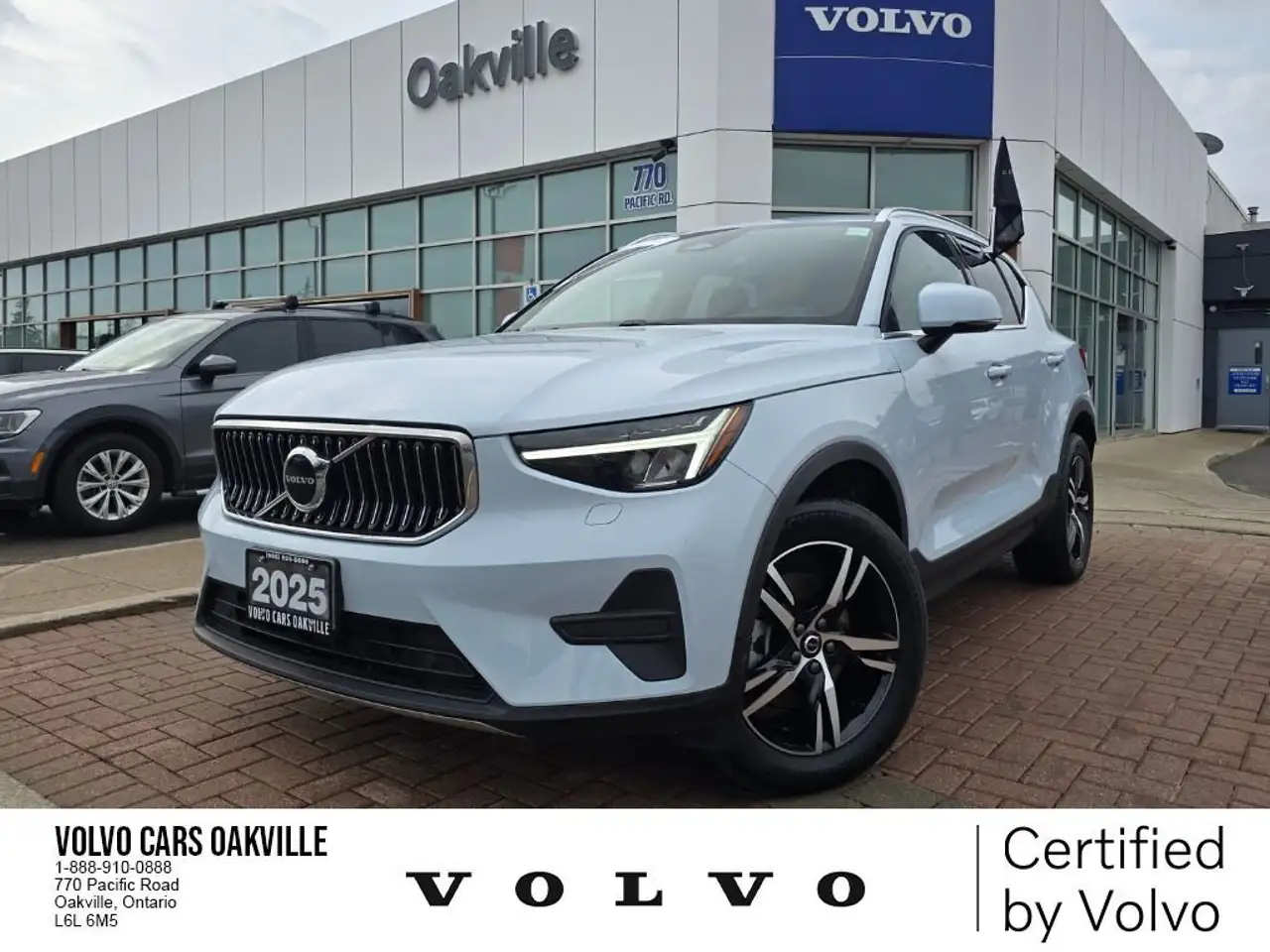 2025 Volvo XC40