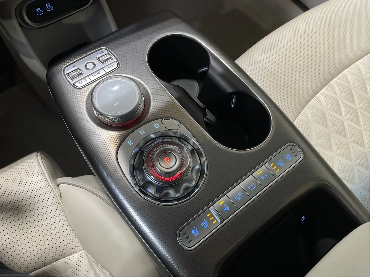 Genesis GV60 снимка Genesis GV60