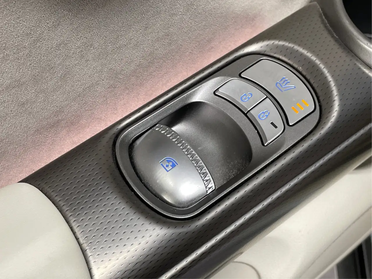 Genesis GV60 снимка Genesis GV60