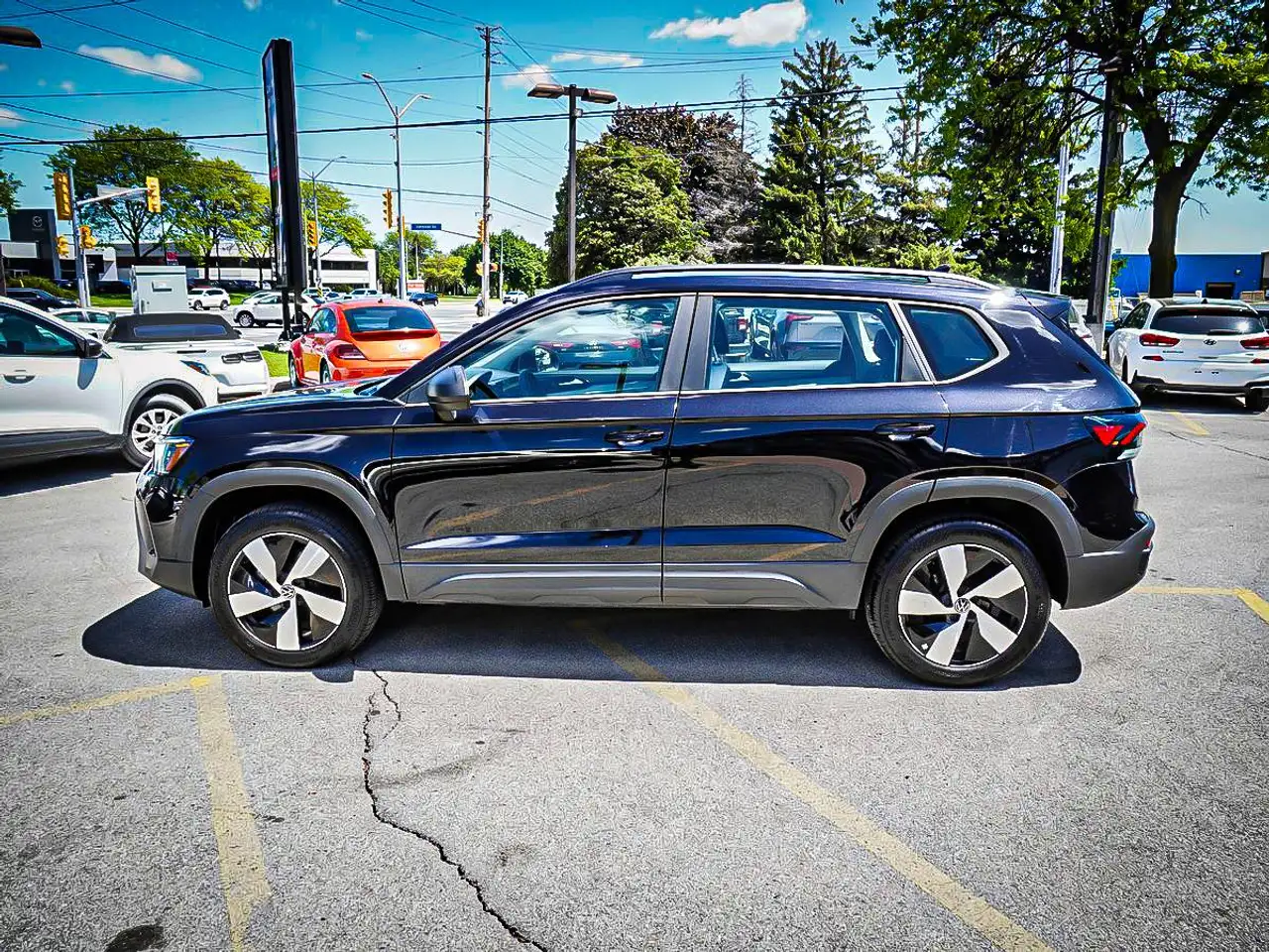 Volkswagen Taos снимка Volkswagen Taos