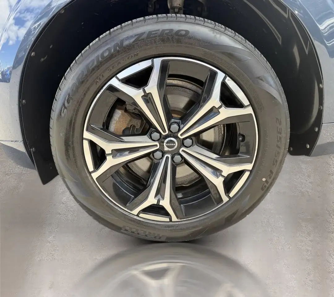 Volvo XC60 снимка Volvo XC60
