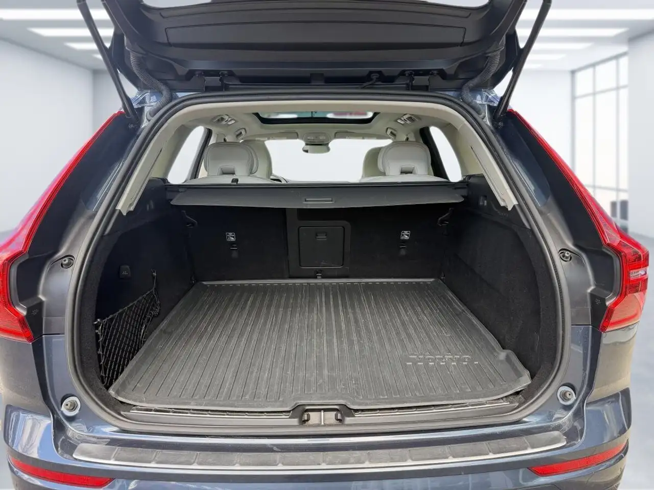 Volvo XC60 снимка Volvo XC60
