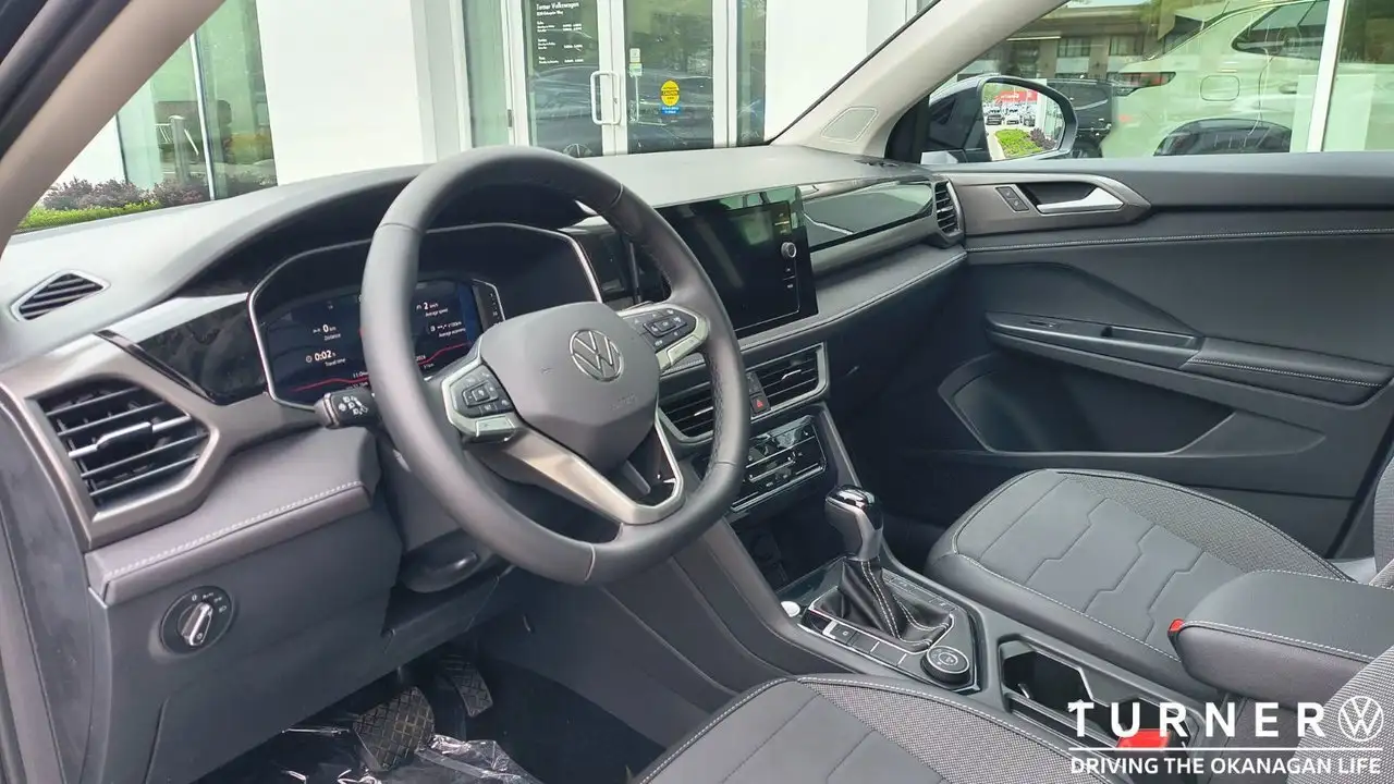 Volkswagen Taos снимка Volkswagen Taos