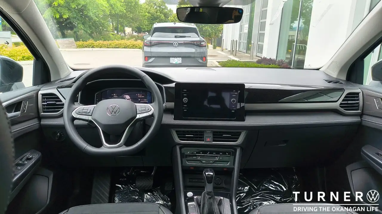 Volkswagen Taos снимка Volkswagen Taos