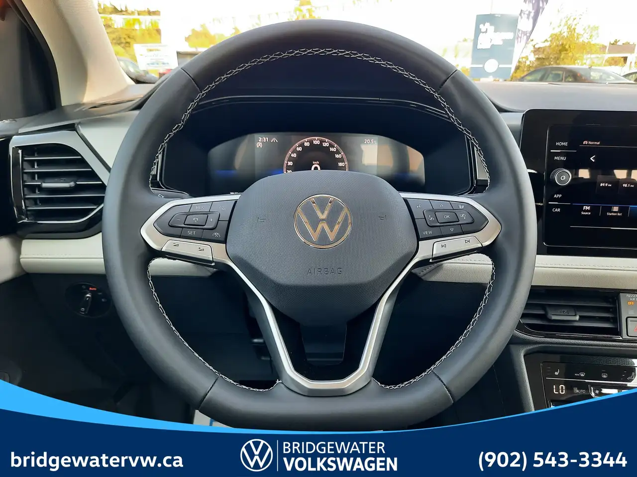 Volkswagen Taos снимка Volkswagen Taos