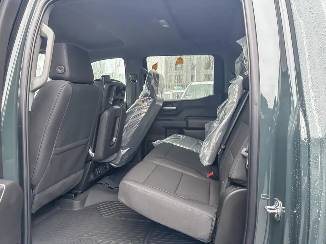 Chevrolet Silverado 1500 снимка Chevrolet Silverado 1500
