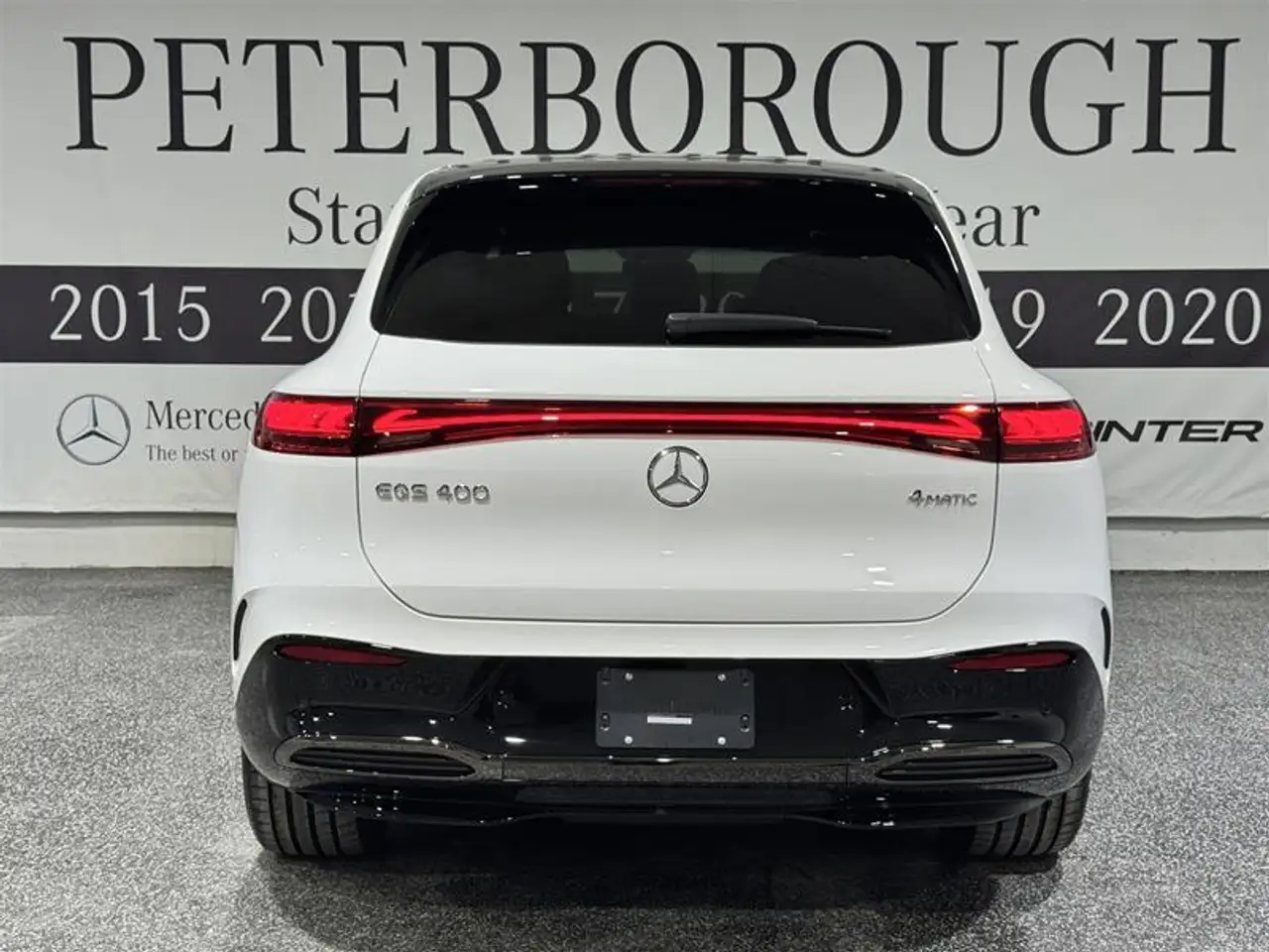 Mercedes-Benz EQS снимка Mercedes-Benz EQS