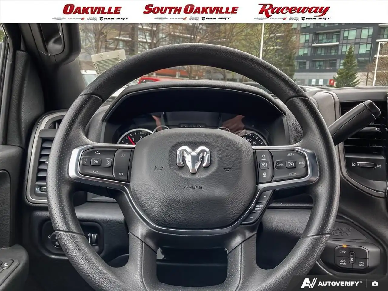 RAM 2500 снимка RAM 2500
