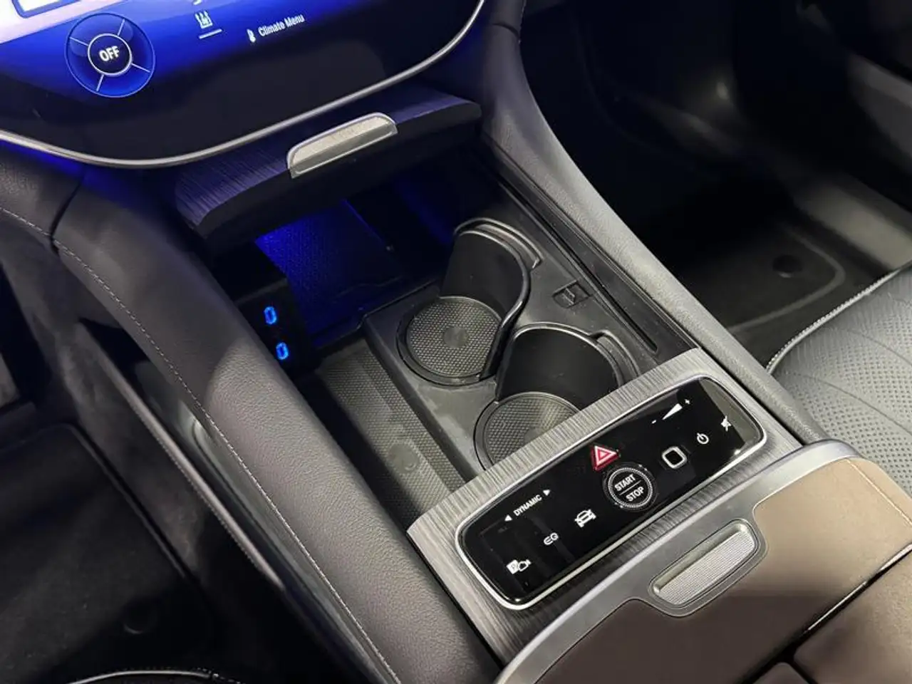 Mercedes-Benz EQS снимка Mercedes-Benz EQS