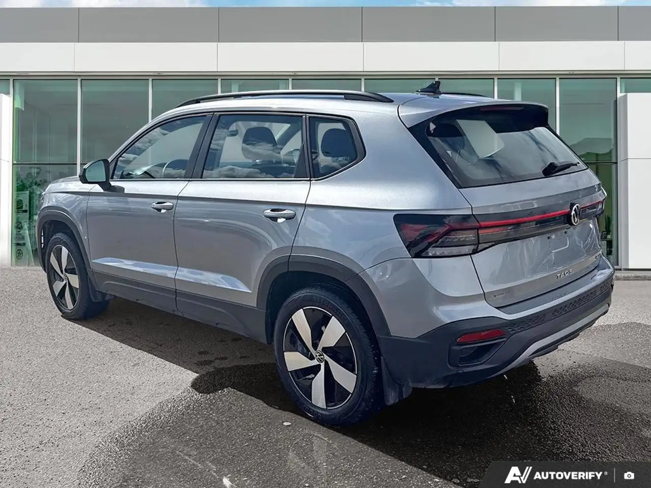 Volkswagen Taos снимка Volkswagen Taos