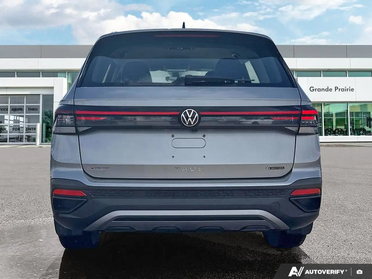 Volkswagen Taos снимка Volkswagen Taos