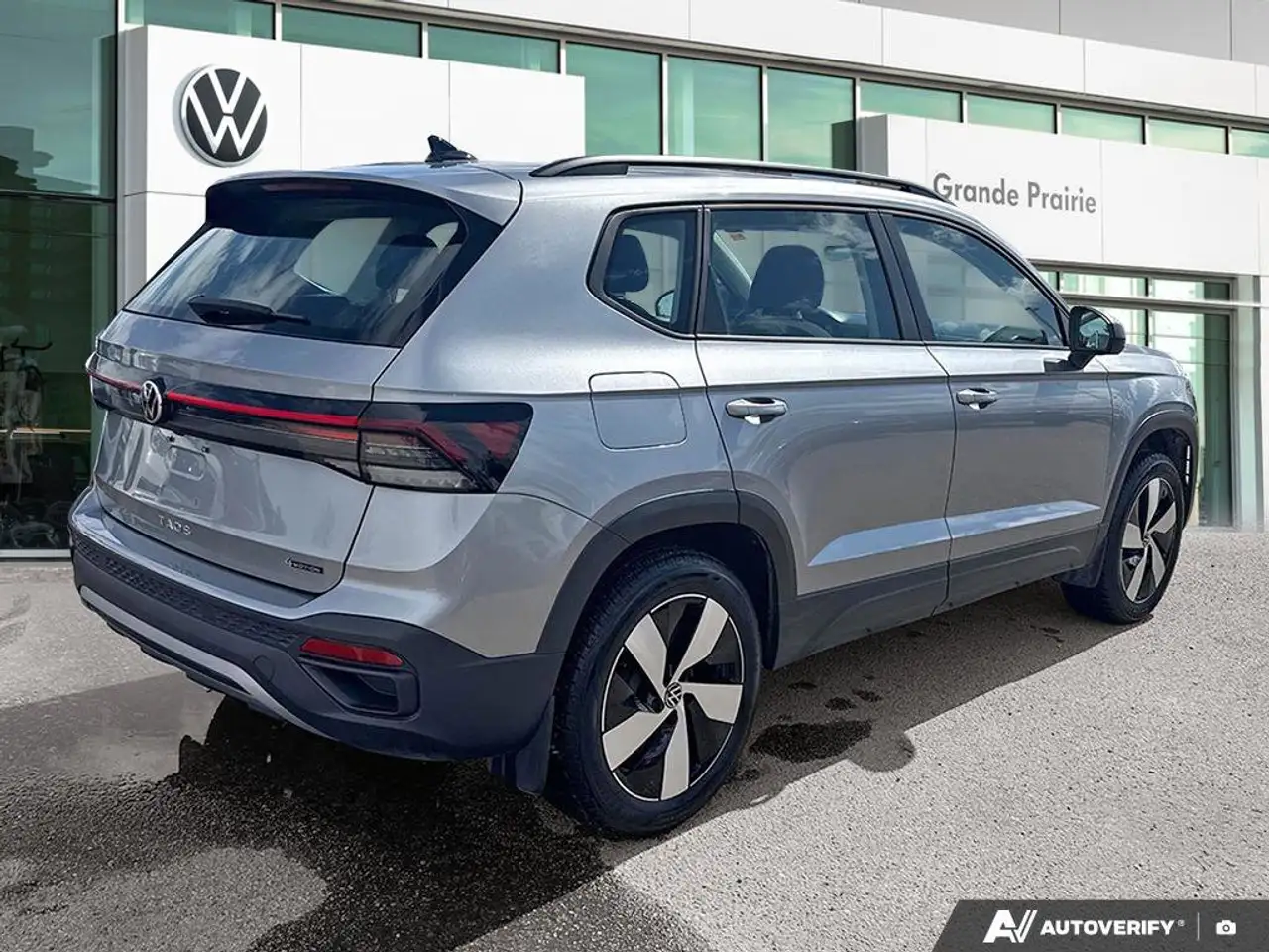 Volkswagen Taos снимка Volkswagen Taos