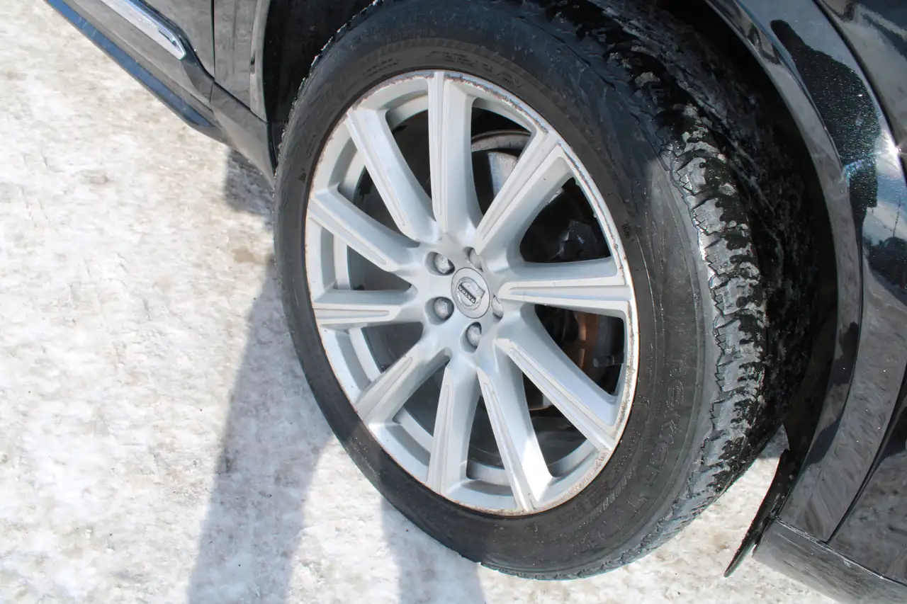 Volvo XC90 photo Volvo XC90