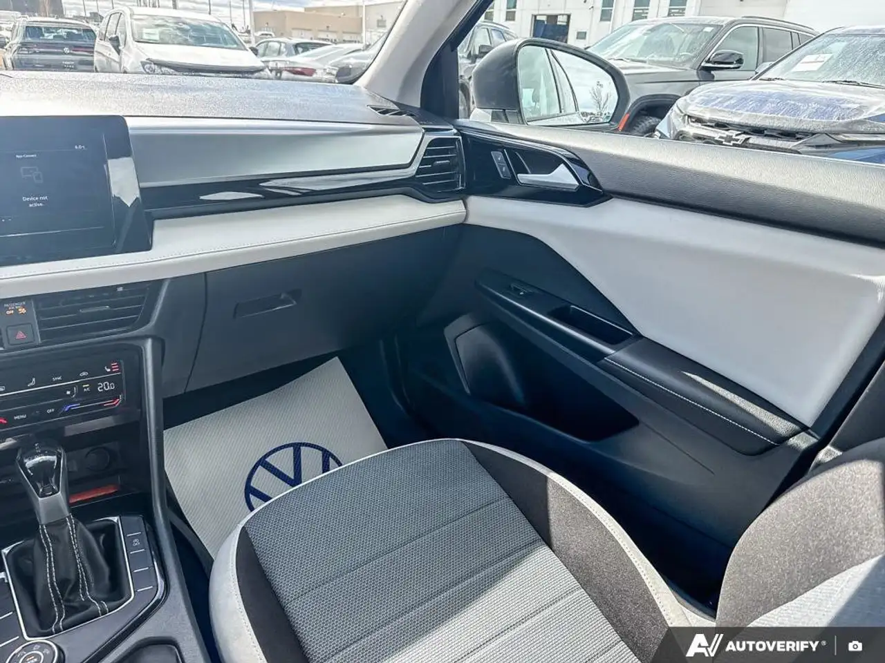 Volkswagen Taos снимка Volkswagen Taos