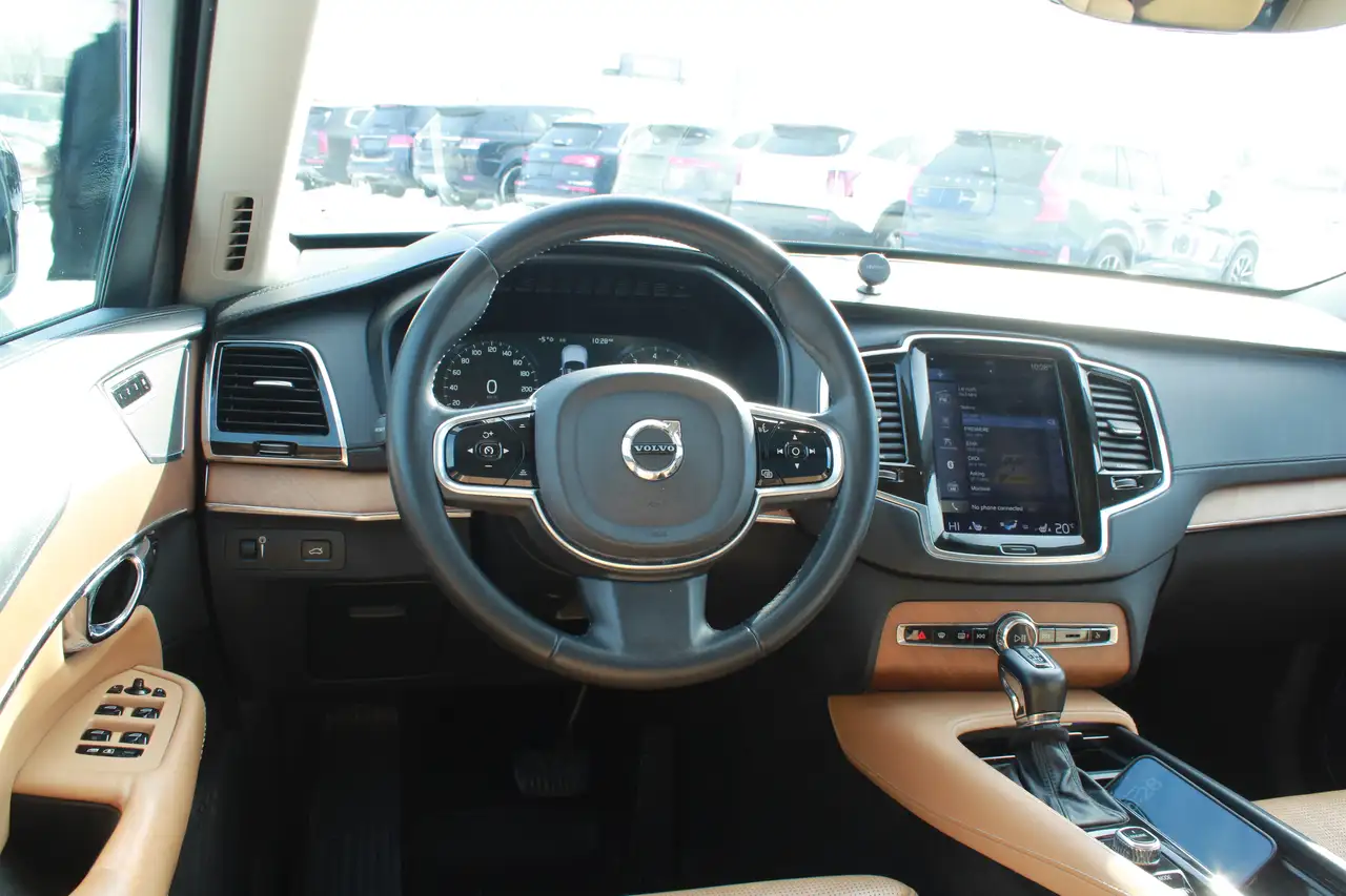 Volvo XC90 photo Volvo XC90