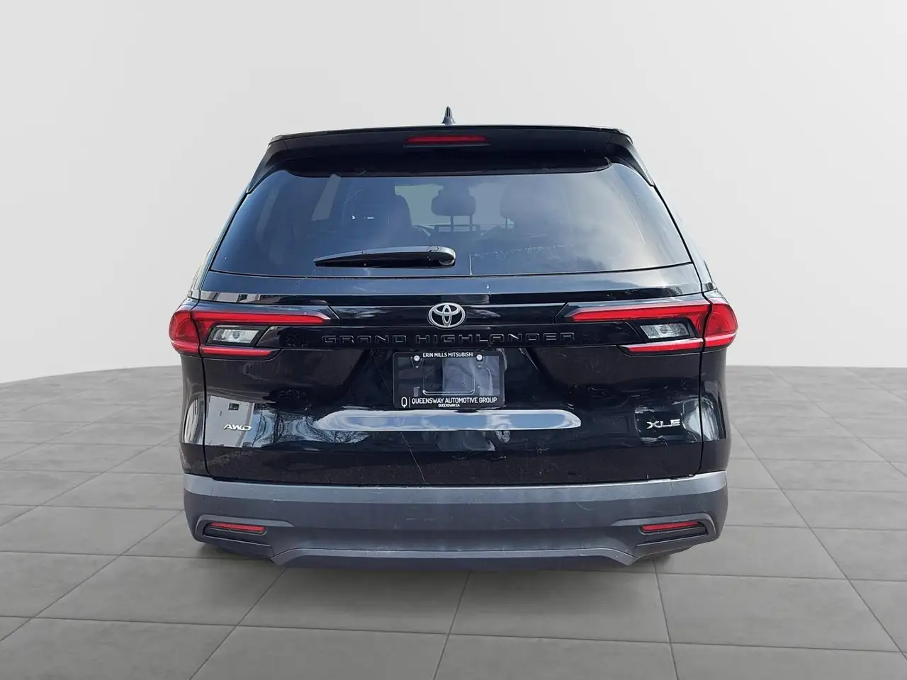 Toyota Grand Highlander снимка Toyota Grand Highlander