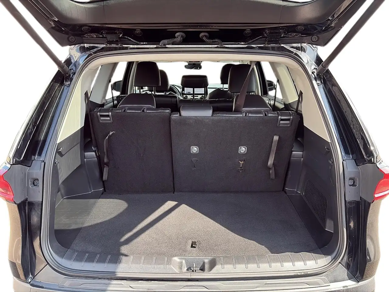 Toyota Grand Highlander снимка Toyota Grand Highlander
