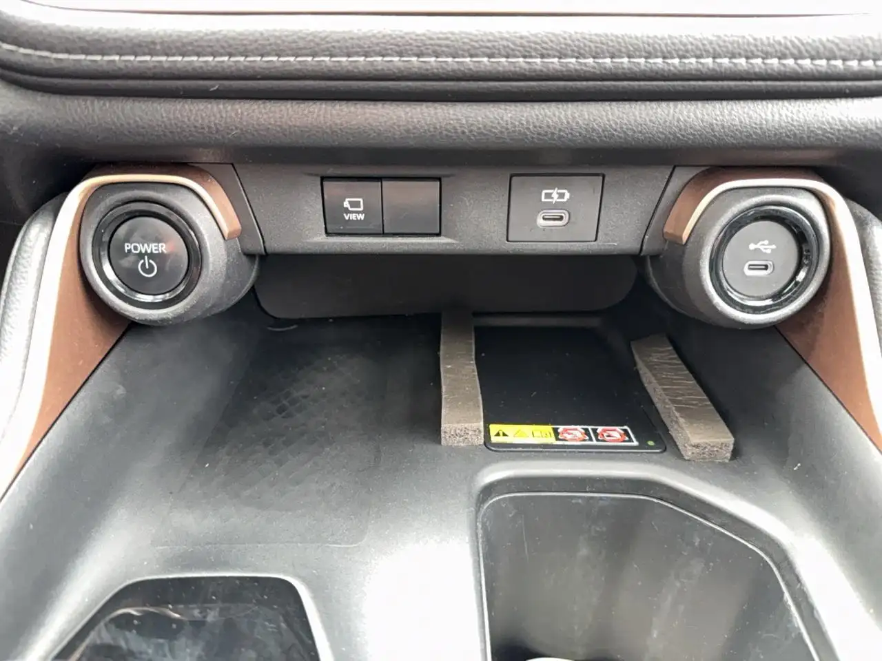 Toyota Grand Highlander снимка Toyota Grand Highlander