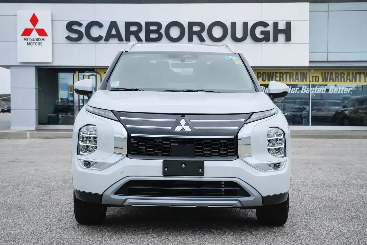 Mitsubishi Outlander снимка Mitsubishi Outlander