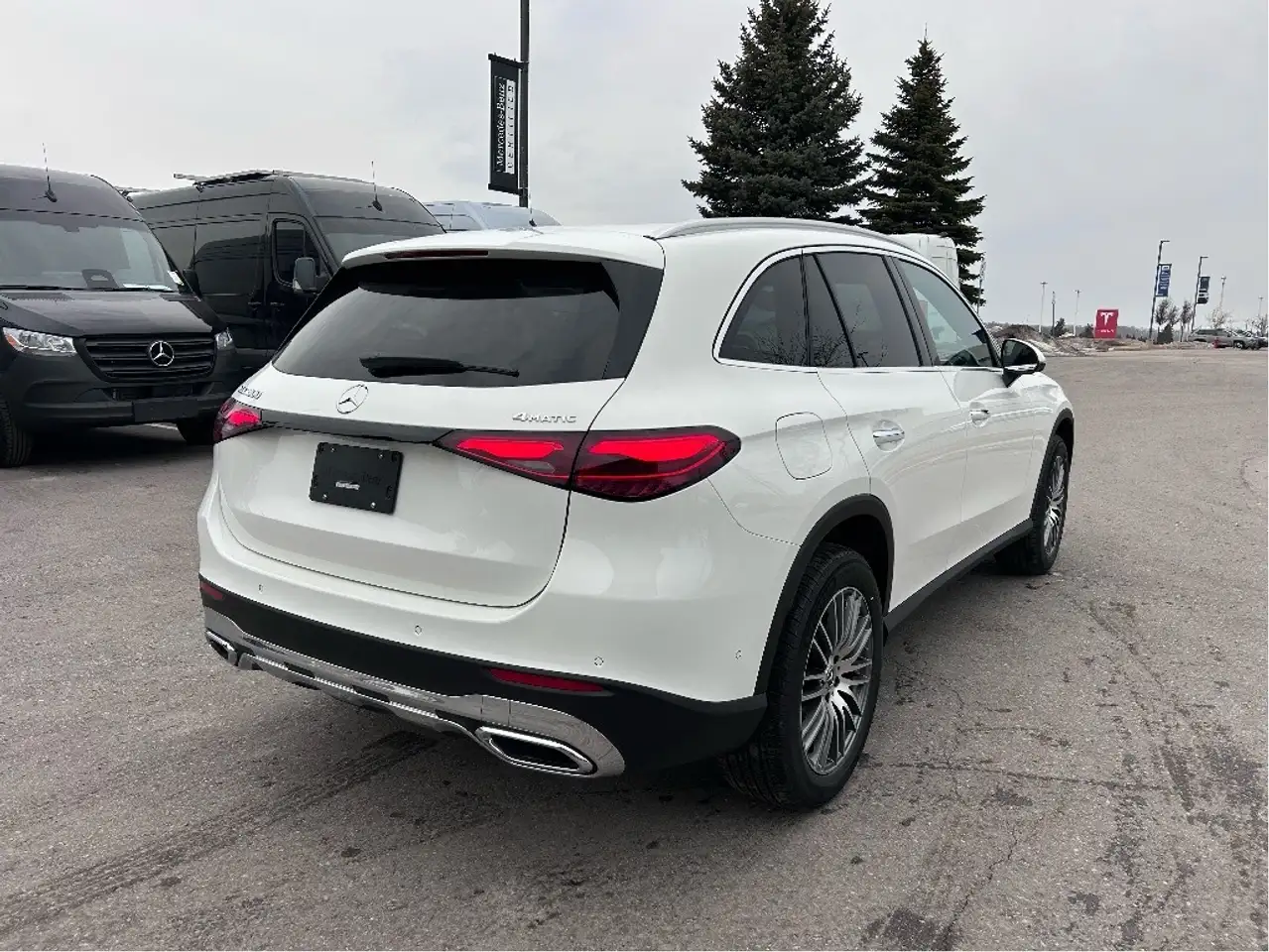 Mercedes-Benz GLC снимка Mercedes-Benz GLC