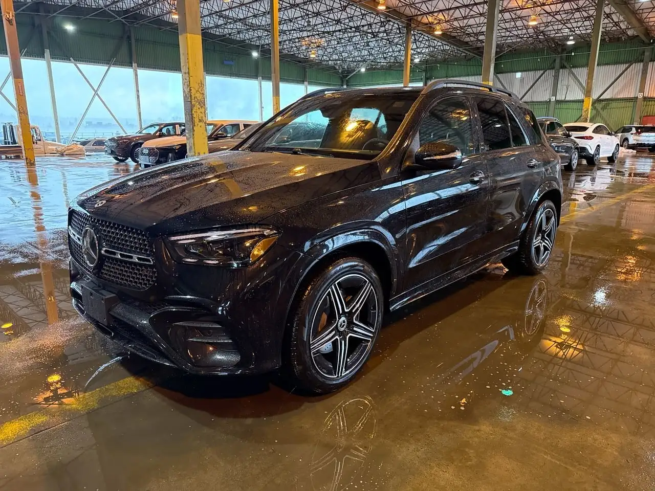 Mercedes-Benz GLE снимка Mercedes-Benz GLE