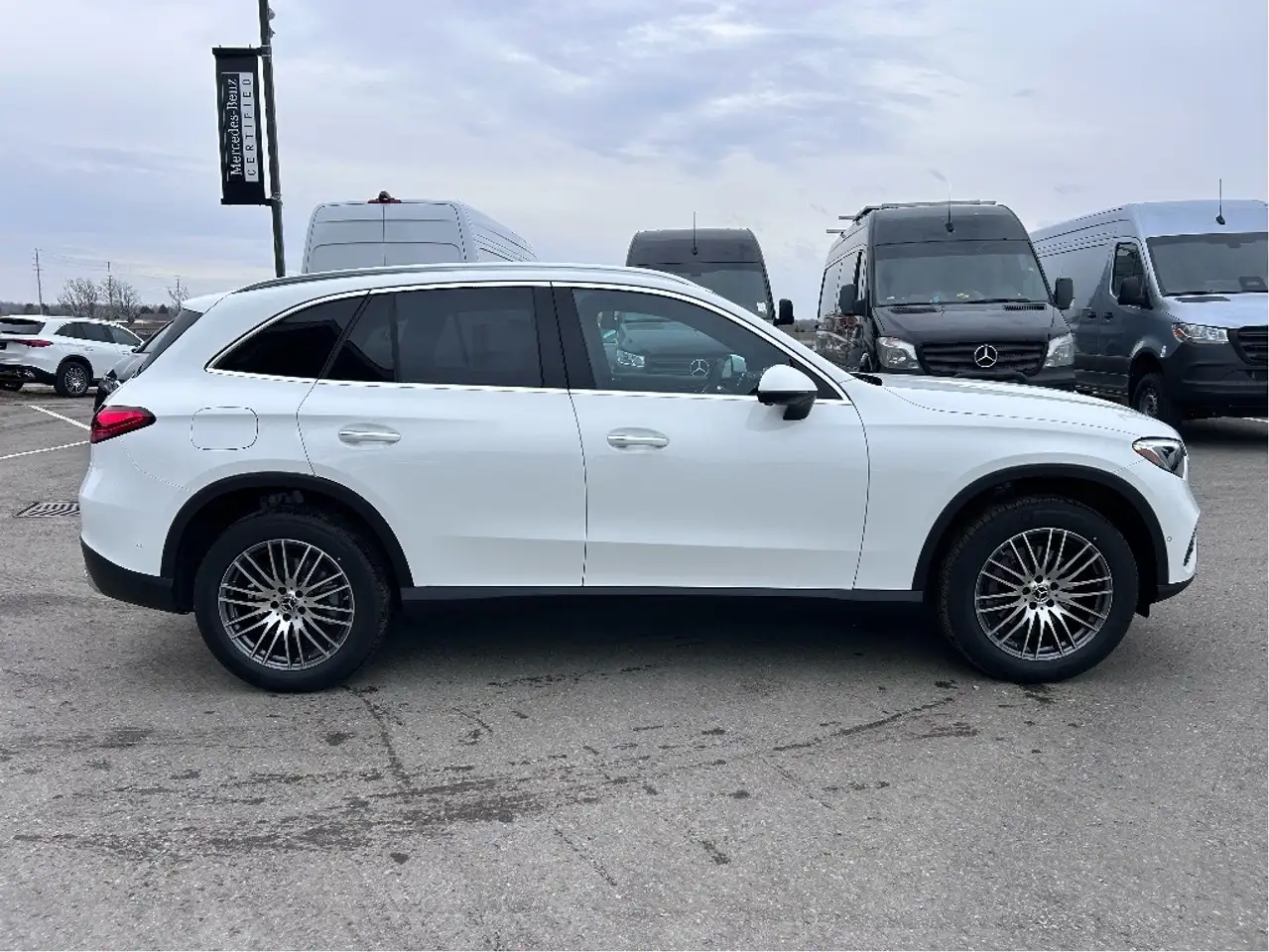 Mercedes-Benz GLC снимка Mercedes-Benz GLC