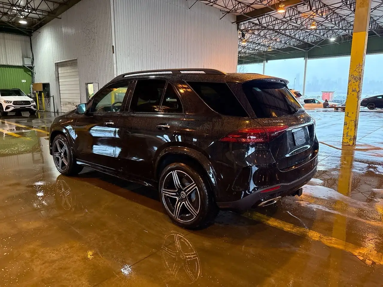 Mercedes-Benz GLE снимка Mercedes-Benz GLE