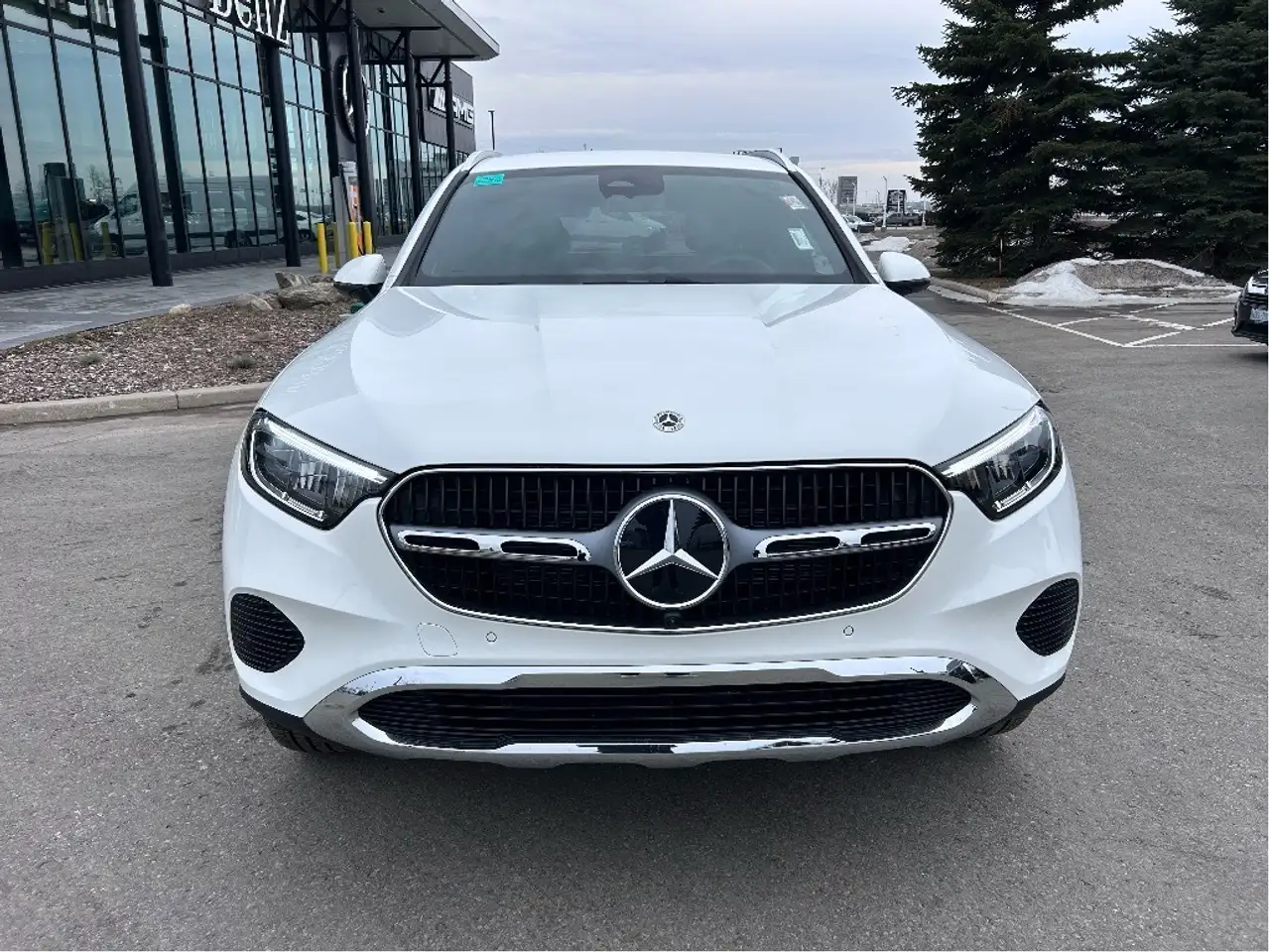 Mercedes-Benz GLC снимка Mercedes-Benz GLC