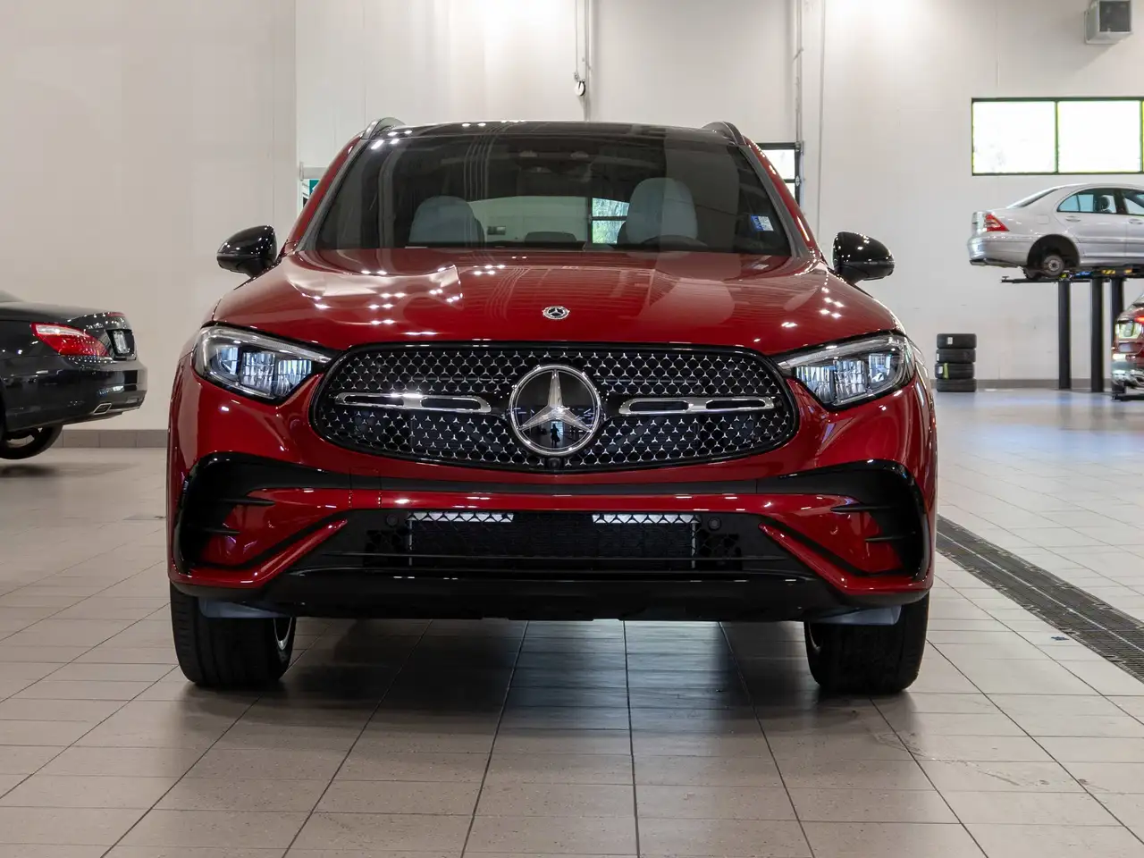 Mercedes-Benz GLC снимка Mercedes-Benz GLC