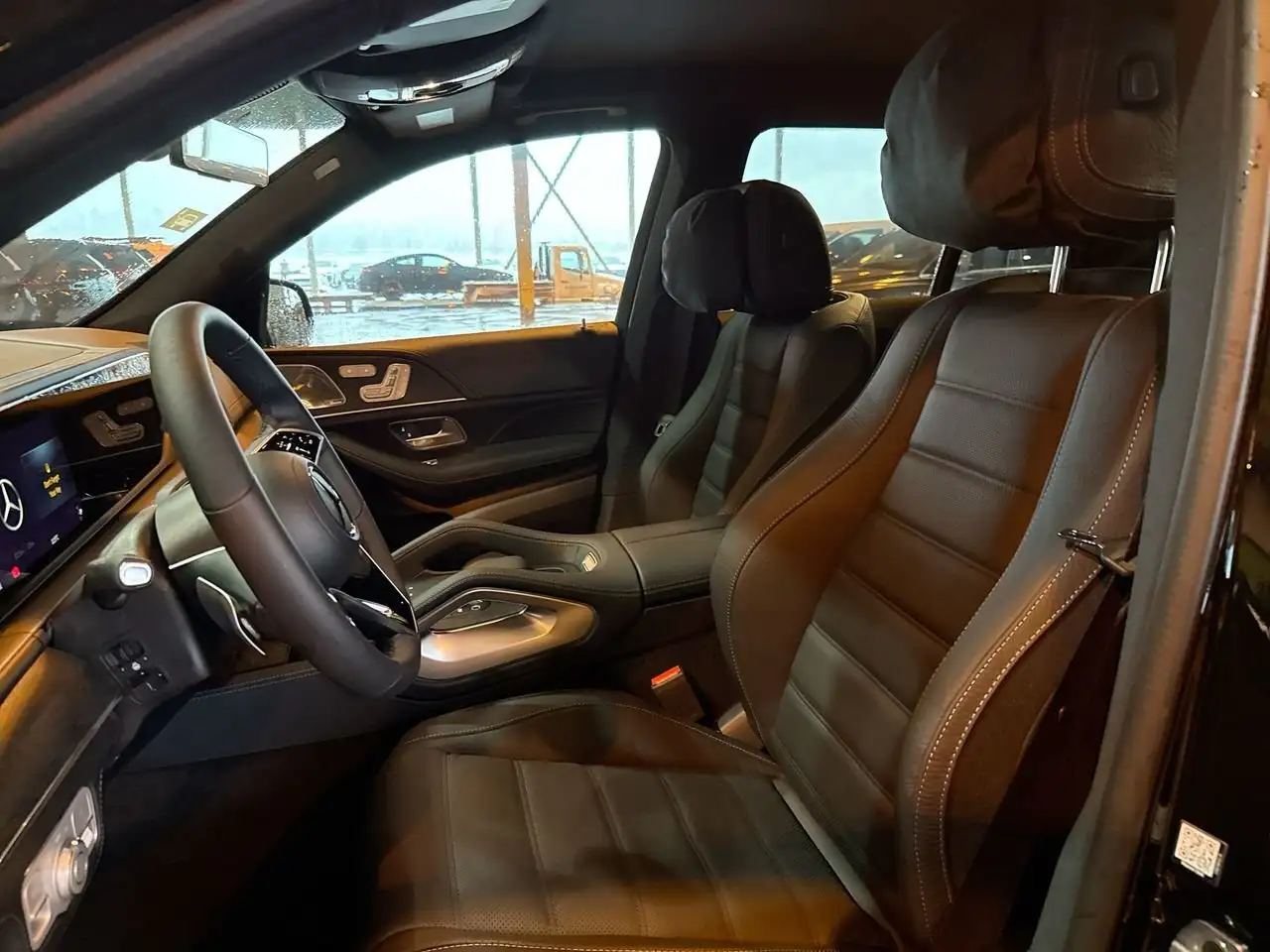 Mercedes-Benz GLE снимка Mercedes-Benz GLE