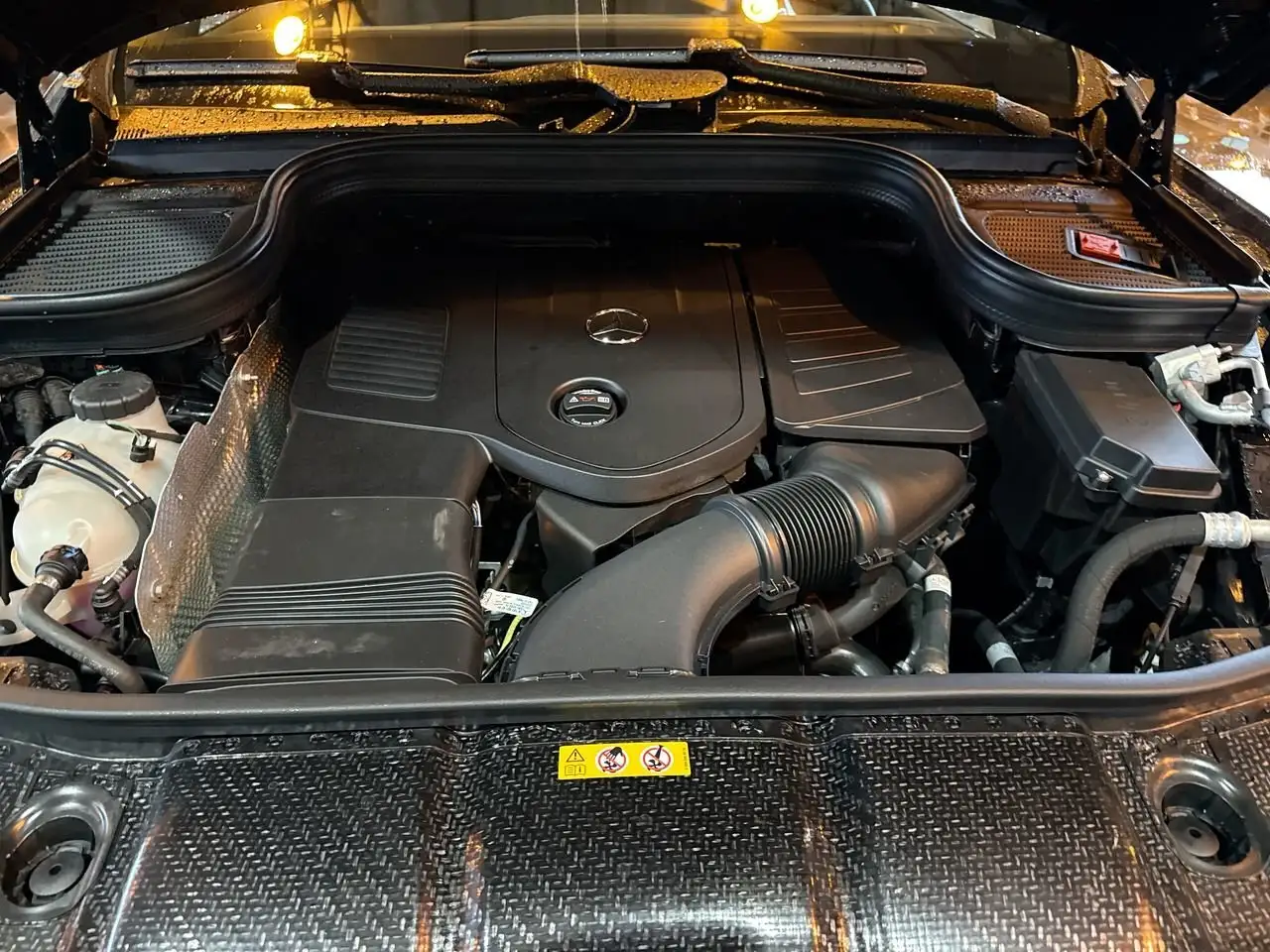 Mercedes-Benz GLE снимка Mercedes-Benz GLE