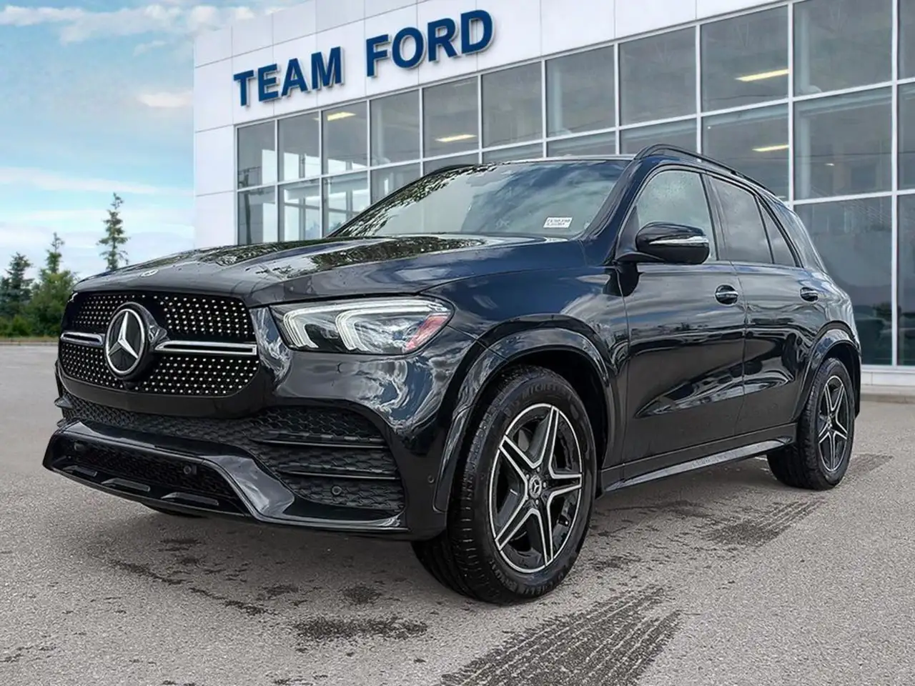 Mercedes-Benz GLE снимка Mercedes-Benz GLE