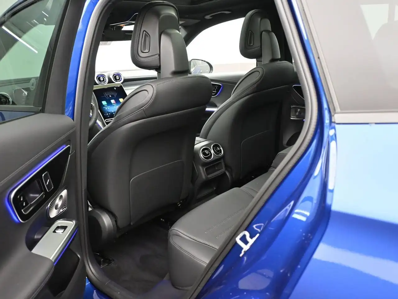 Mercedes-Benz GLC снимка Mercedes-Benz GLC