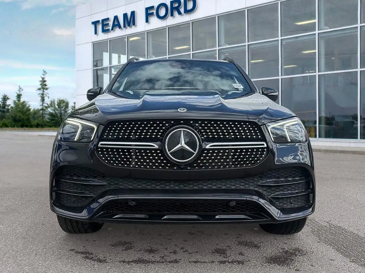 Mercedes-Benz GLE снимка Mercedes-Benz GLE