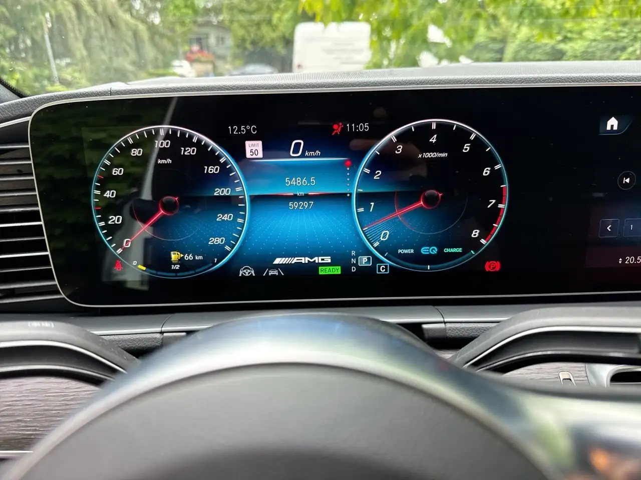 Mercedes-Benz GLE снимка Mercedes-Benz GLE