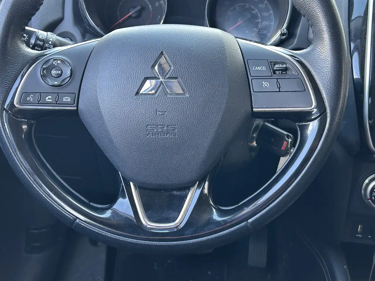 Mitsubishi RVR снимка Mitsubishi RVR