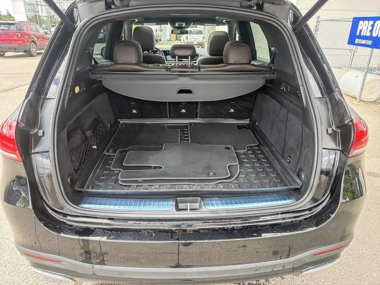 Mercedes-Benz GLE снимка Mercedes-Benz GLE