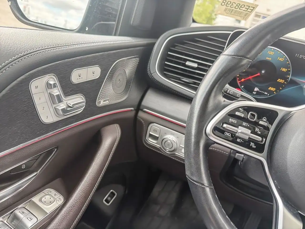 Mercedes-Benz GLE снимка Mercedes-Benz GLE