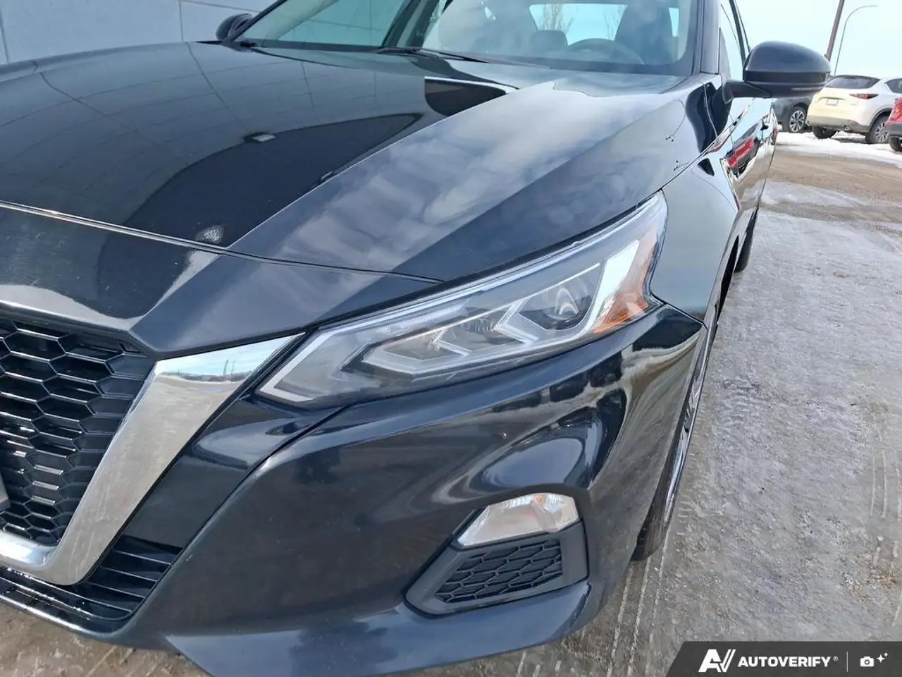 Nissan Altima снимка Nissan Altima