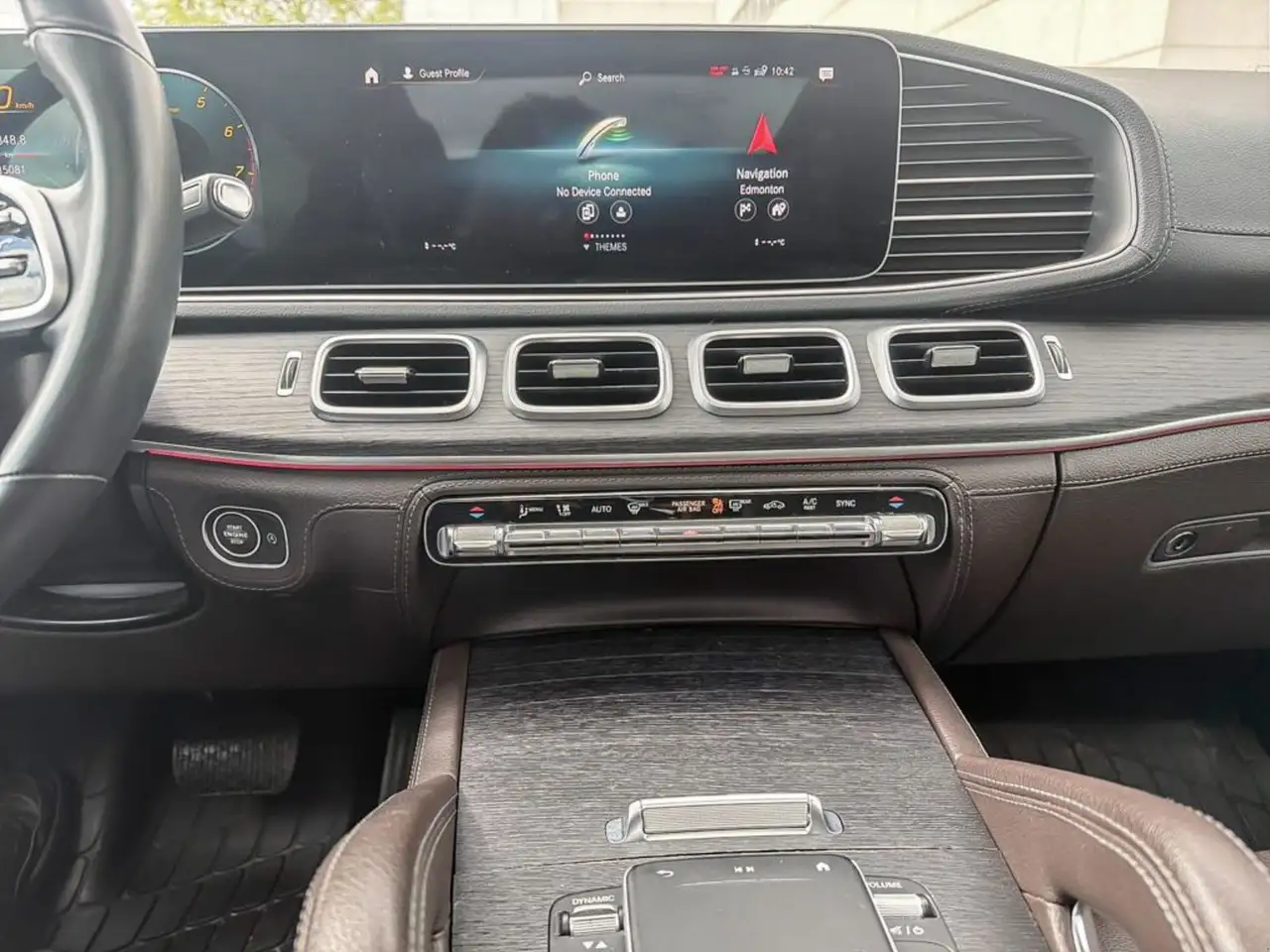 Mercedes-Benz GLE снимка Mercedes-Benz GLE