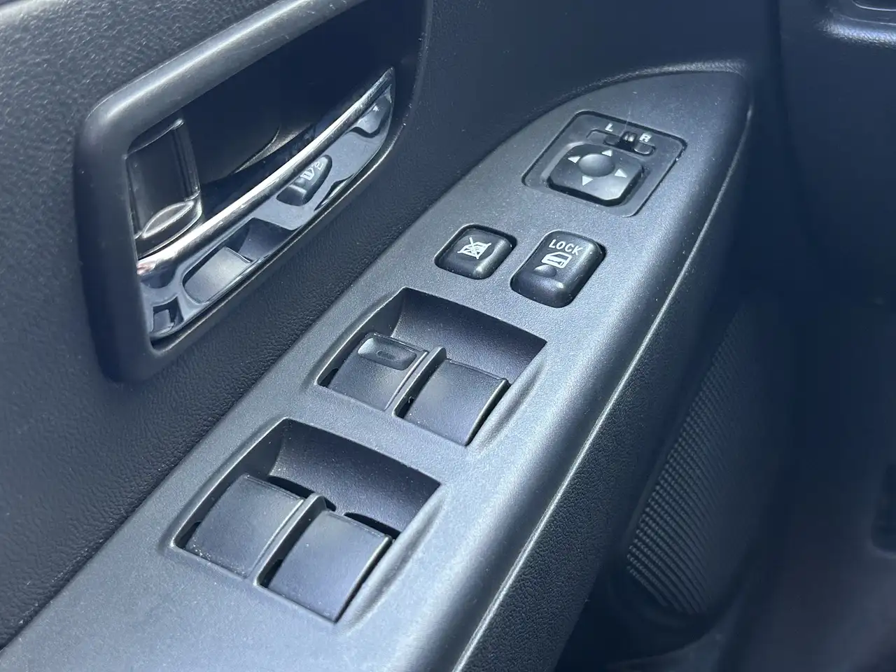 Mitsubishi RVR снимка Mitsubishi RVR