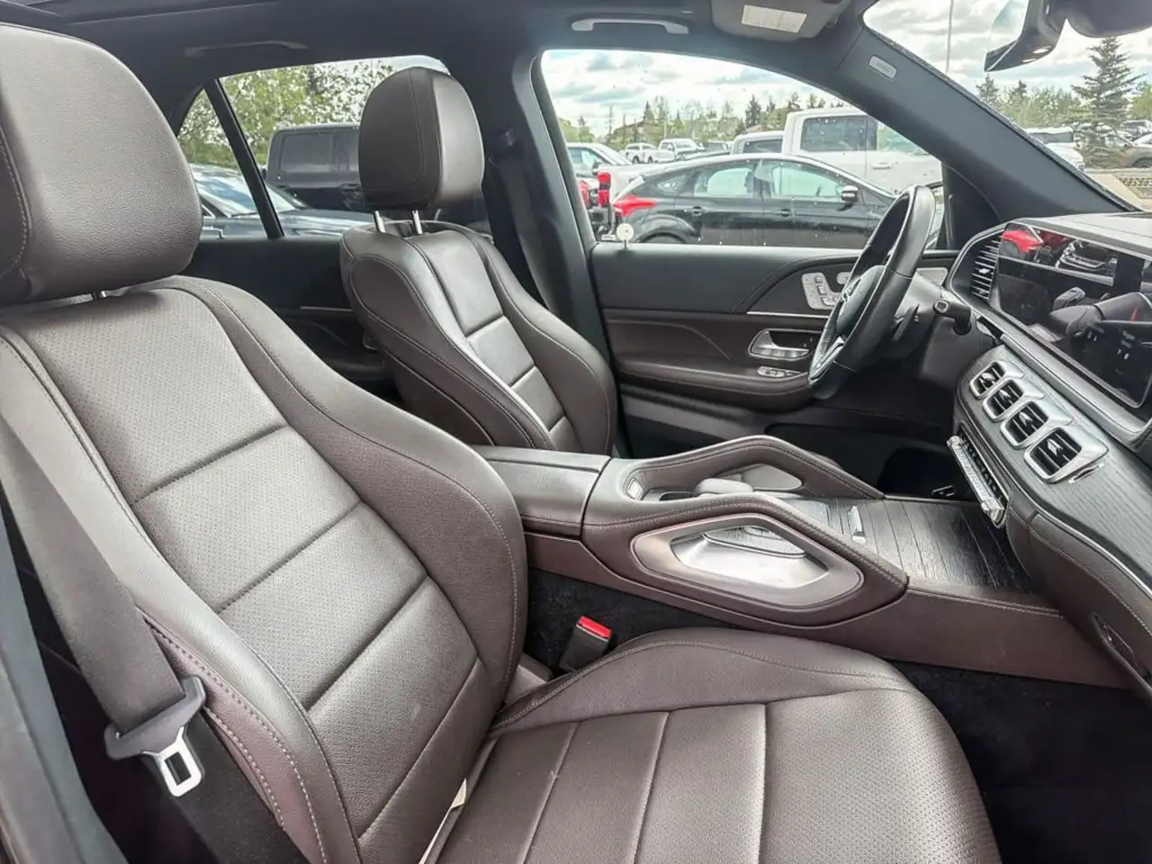Mercedes-Benz GLE снимка Mercedes-Benz GLE