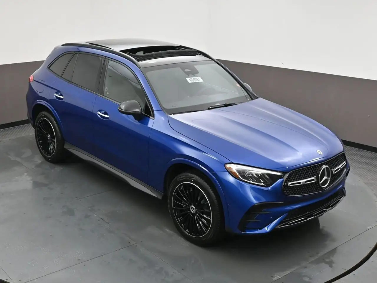 Mercedes-Benz GLC снимка Mercedes-Benz GLC